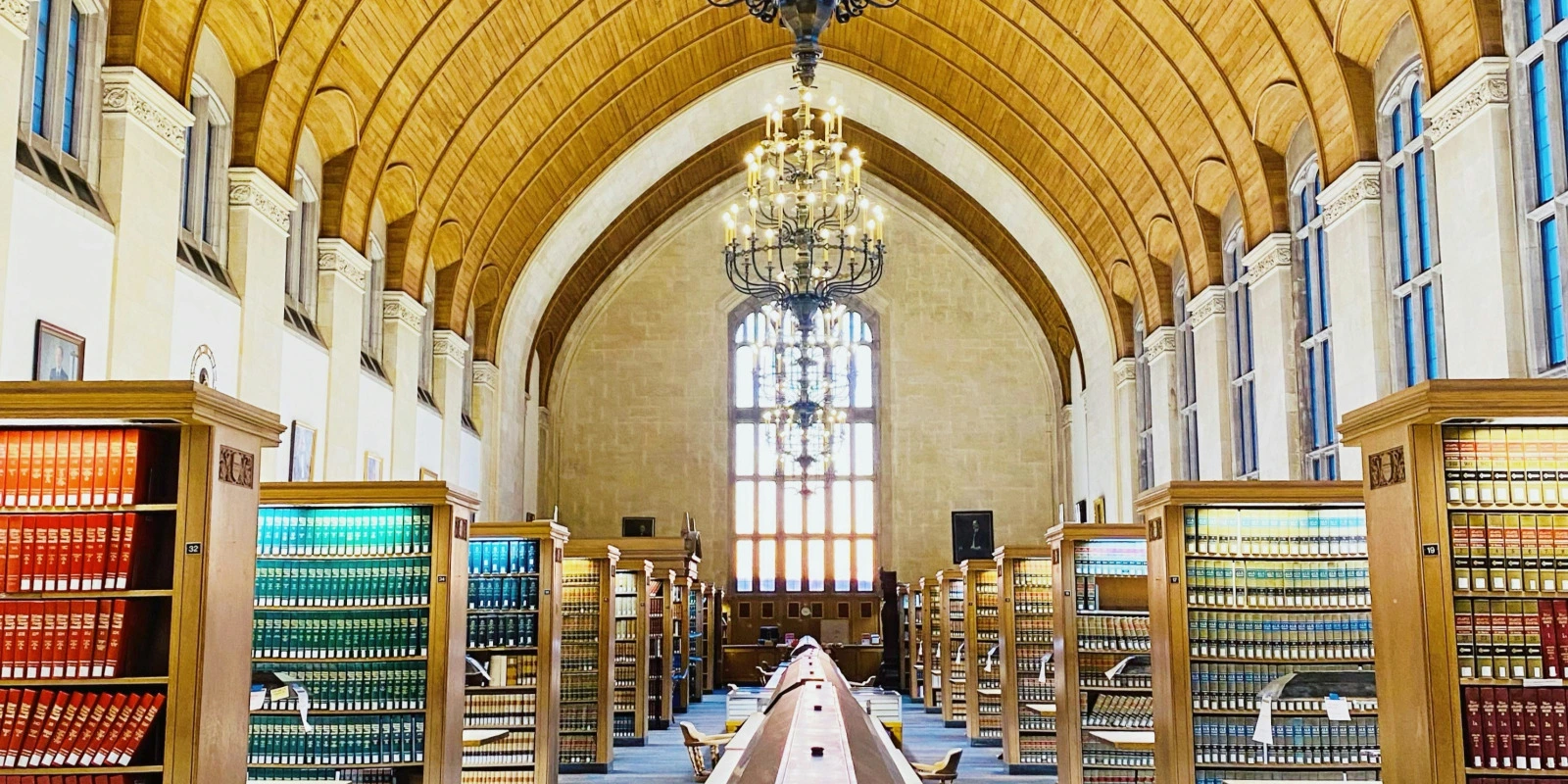 Cours et Matières au Collège Universitaire Cours et Matières au Collège Universitaire