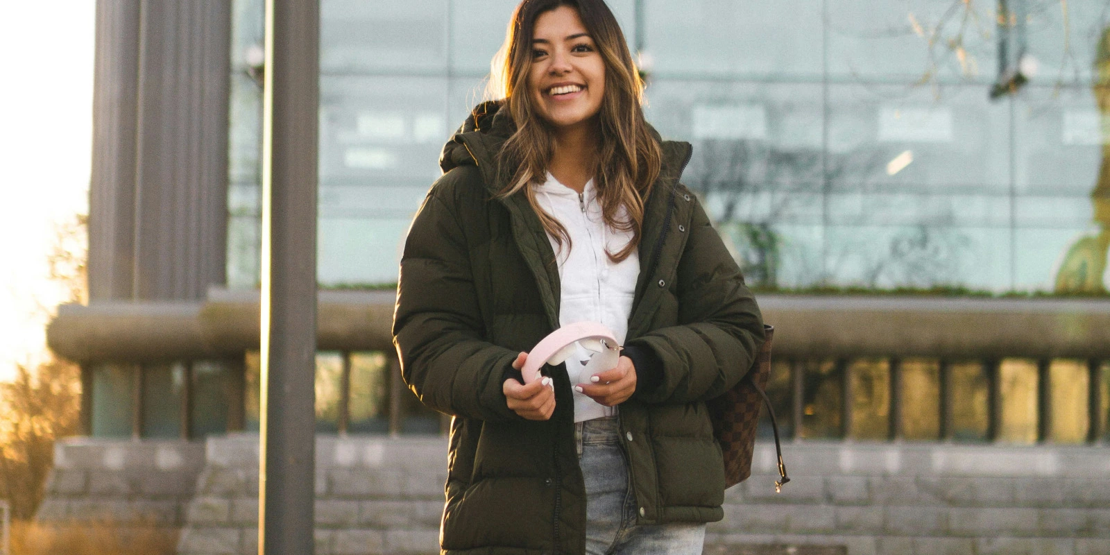 Introduction aux Théories Politiques : Fondements et Idéologies