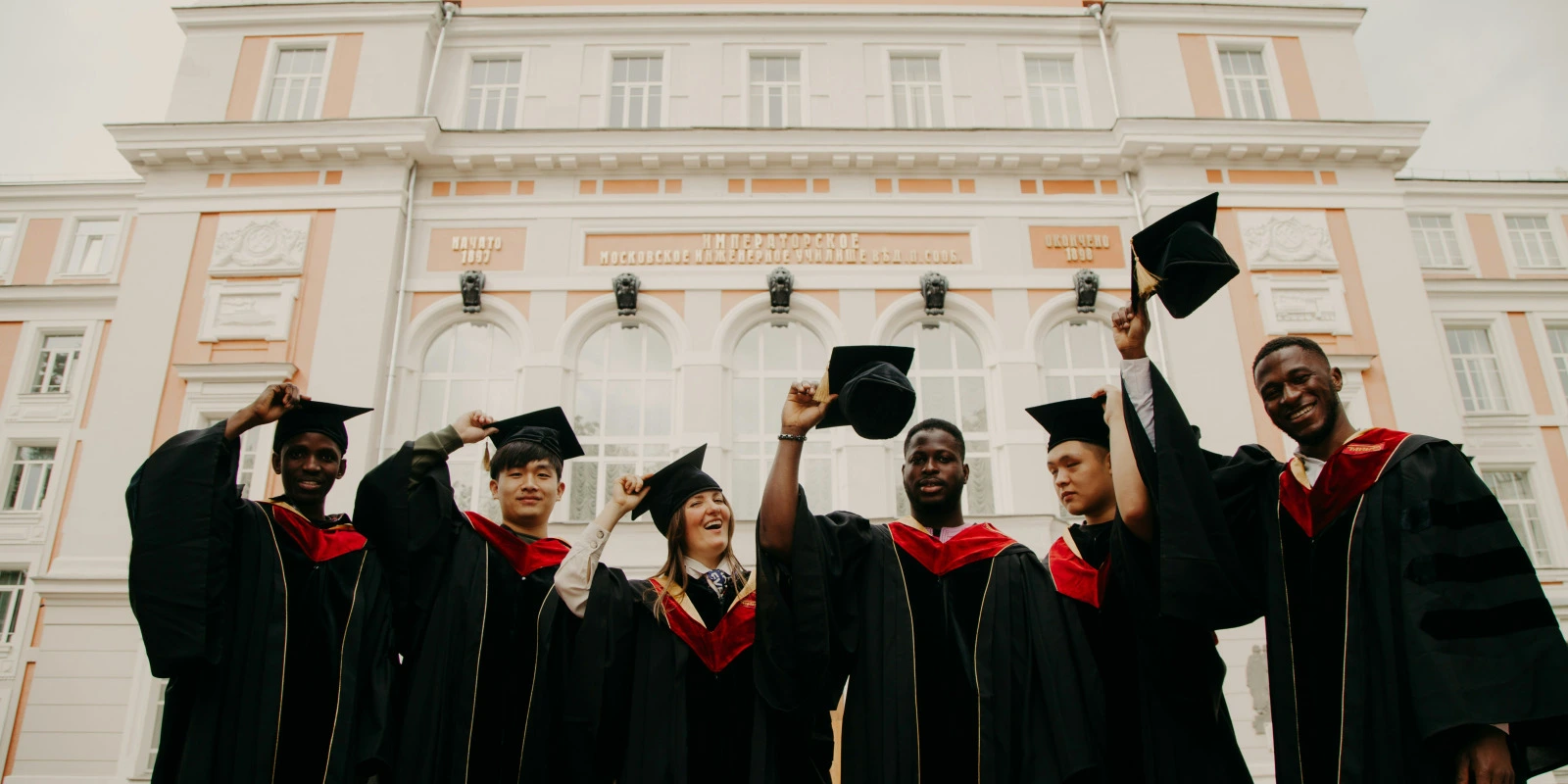 Partis Politiques et Systèmes Électoraux : Organisation et Stratégies Partis Politiques et Systèmes Électoraux : Organisation et Stratégies